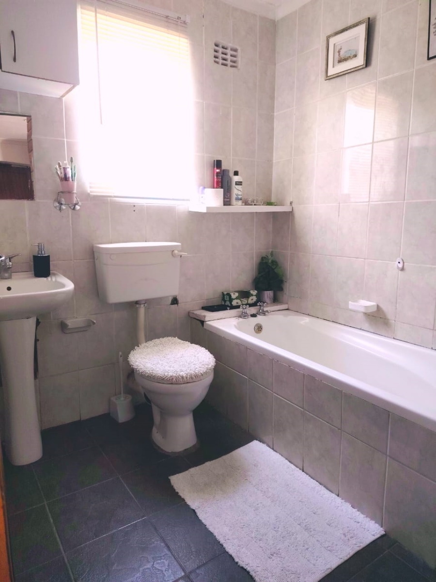 3 Bedroom Property for Sale in Heather Park Western Cape